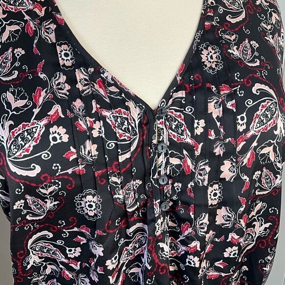 Liz Claiborne Womens Size XXL Popover Top Blouse Black Floral Print Cap Sleeves - Picture 2 of 11